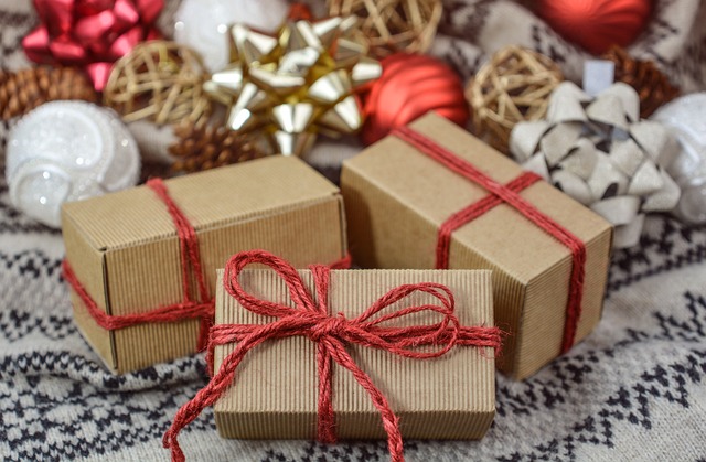 Het ultieme overzicht: van soorten cadeaus en inpaktechnieken tot het versterken van relaties door het geven van geschenken